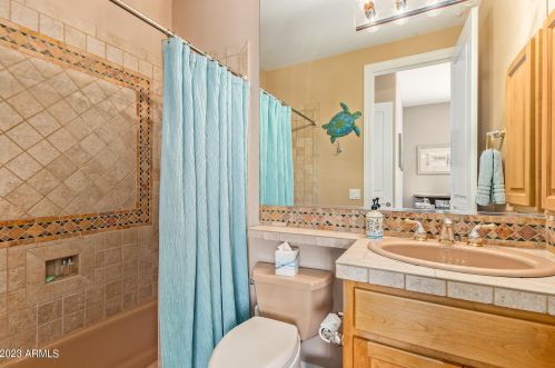 22843 54th St, Phoenix AZ  85054-7199 exterior