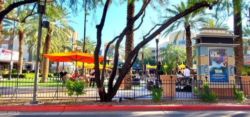 1821 68th Dr, Phoenix AZ 85033-8254 exterior