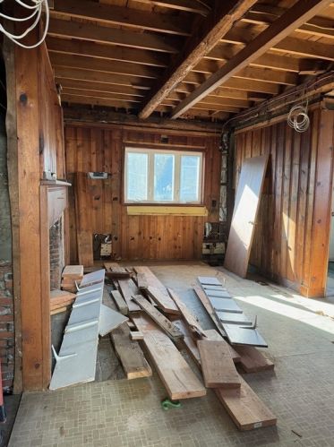 1307 Washington St, Braintree MA 02184-8623 exterior