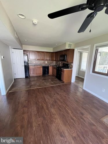 407 Shelby Ct, Erial NJ  08081-2409 exterior