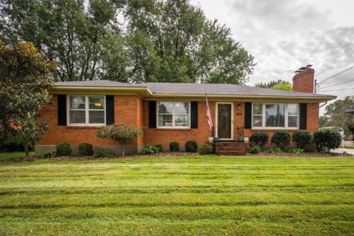 9010 Waltlee Rd, Louisville KY  40291-1414 exterior