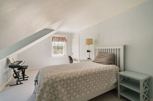 136 Village Ave, Dedham MA  02026-4224 exterior