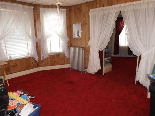 44 Montgomery St, Lawrence MA 01841-1228 exterior