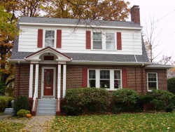 95 Greenlawn Ave, Newton, MA 02459-1712