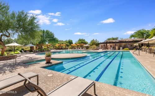 22507 39th Ter, Phoenix AZ 85050-5406 exterior