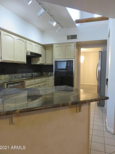 10628 8th St, Phoenix AZ 85022-3103 exterior