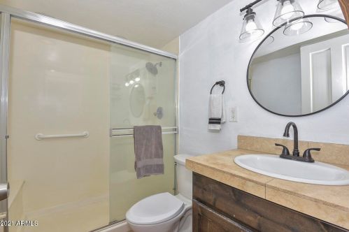 2206 Cambridge Ave, Phoenix AZ 85006-1415 exterior