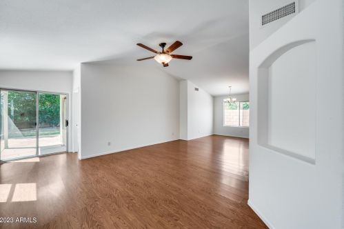 2021 Bluefield Ave, Phoenix AZ 85032-8817 exterior