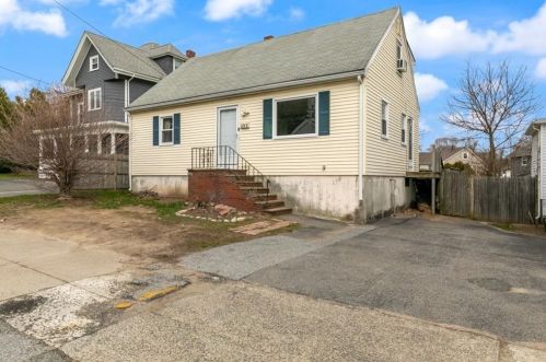 133 Bridge St, Beverly, MA 01915-2861