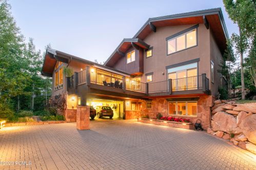 2068 Mahre Dr, Park City UT 84098-8508 exterior