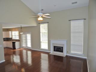 953 Castlemaine Dr, Birmingham AL  35226-5913 exterior