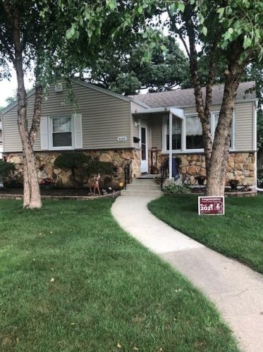 4345 Wenonah Ave, Forest View, IL 60402-4328