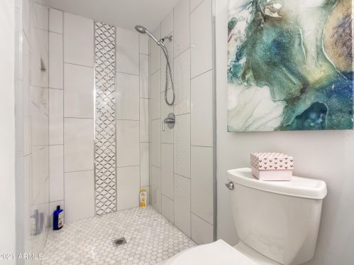 2725 Alice Ave, Phoenix AZ 85021-4112 exterior