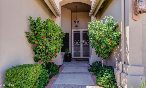 14056 33rd St, Phoenix AZ  85044-8714 exterior