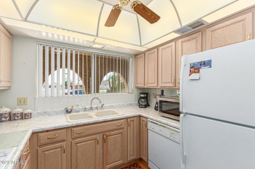 10052 42 Dr, Phoenix AZ 85053-5347 exterior