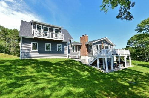 22 Eagle Hill Dr, Plymouth MA  02360-1908 exterior