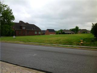 465 Bay Point Dr, Gallatin TN  37066-7413 exterior