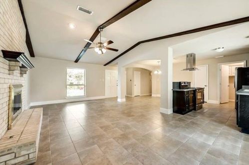 5314 Daytona Dr, Garland TX  75043-2815 exterior