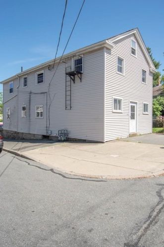 410 Summer St, New Bedford MA  02740-5526 exterior