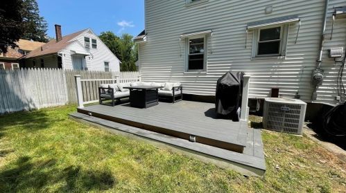 15 Ernest Ave, Worcester MA 01604-2326 exterior