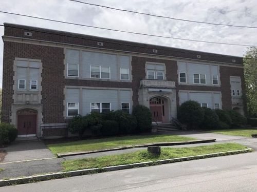 21 Middlesex Ave, Worcester, MA 01604-1978