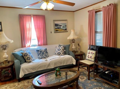 58 Bradford St, Everett MA 02149-1247 exterior