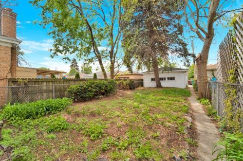 1224 Grv Ave, Forest View IL 60402-1223 exterior