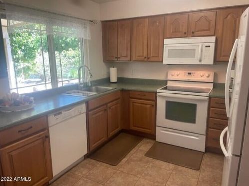 4814 Ahwatukee Dr, Phoenix, AZ 85044-2101