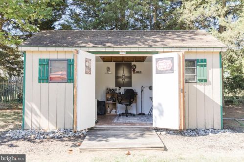 310 Columbia Blvd, West Deptford NJ 08063-1203 exterior