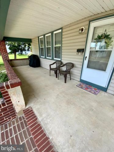 431 Billingsport Rd, West Deptford, NJ 08066-1115