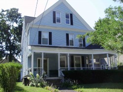 104 Eliot Ave, Newton, MA 02465-1728