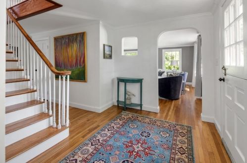 30 Merrymount Rd, Hingham, MA 02043-4712