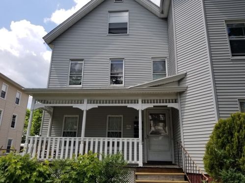 60 Florence St, Worcester MA 01610-1313 exterior