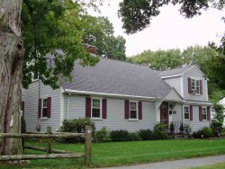 299 Woodland Rd, Newton, MA 02466-2724