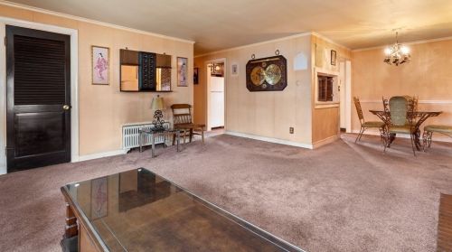 37 Spruce St, Milton MA 02186-4633 exterior