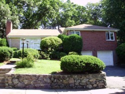 20 Dorothy Rd, Newton, MA 02459-3308