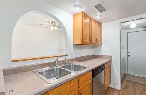 5336 3rd Ave, Phoenix AZ 85086-7200 exterior