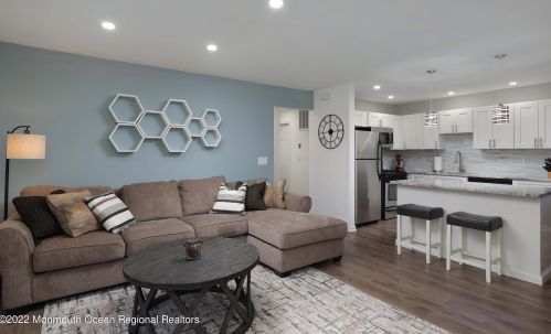 108 Bluebell Dr, Jackson Twp NJ 08527-4110 exterior