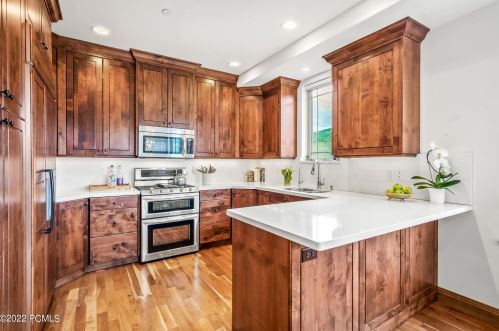 3228 Lower Saddleback Rd, Park City UT 84098-5699 exterior