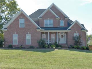 1006 Pittman Dr, Gallatin, TN 37066-8461