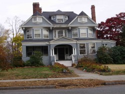 1032 Centre St, Newton, MA 02459-1642