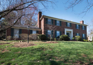 5811 Brittany Valley Rd, Louisville, KY 40222-5903