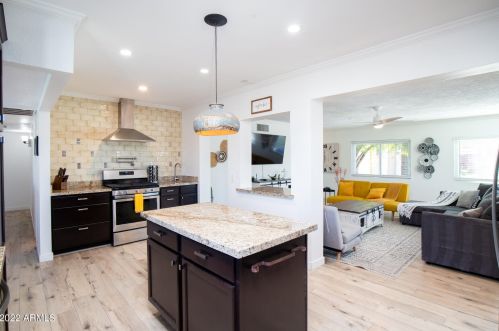 7747 13th St, Phoenix AZ  85020-4224 exterior