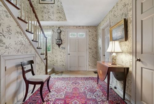 414 Westfield St, Dedham, MA 02026-5632