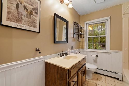 30 Duxbury Dr, Holden MA 01520-1643 exterior