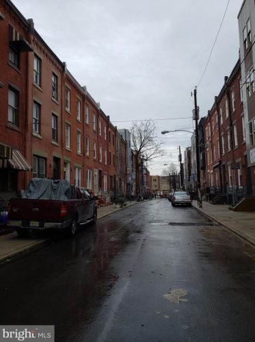 1804 Bouvier St, Philadelphia, PA 19121-3339