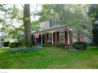 1056 Chatham Pl, Cleveland OH  44116-2103 exterior