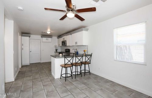 2727 Atlanta Ave, Phoenix AZ 85040-2710 exterior