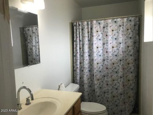 8622 5 Dr, Phoenix AZ 85027-4404 exterior