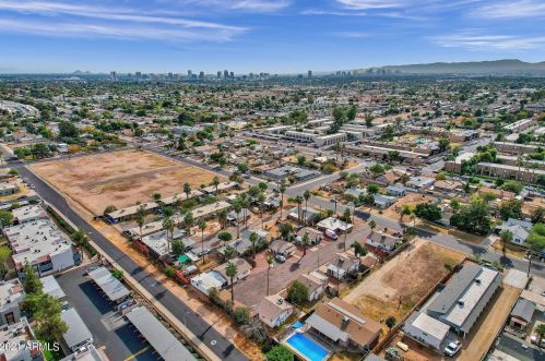 2416 Coolidge St, Phoenix AZ 85015-4016 exterior